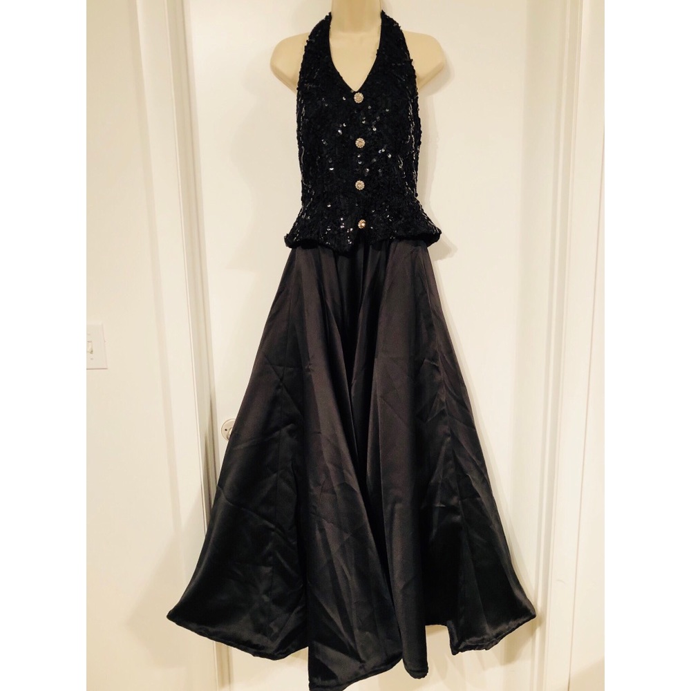 Bari-Jay Halter Style Formal Dress Bridesmaid, 5-6